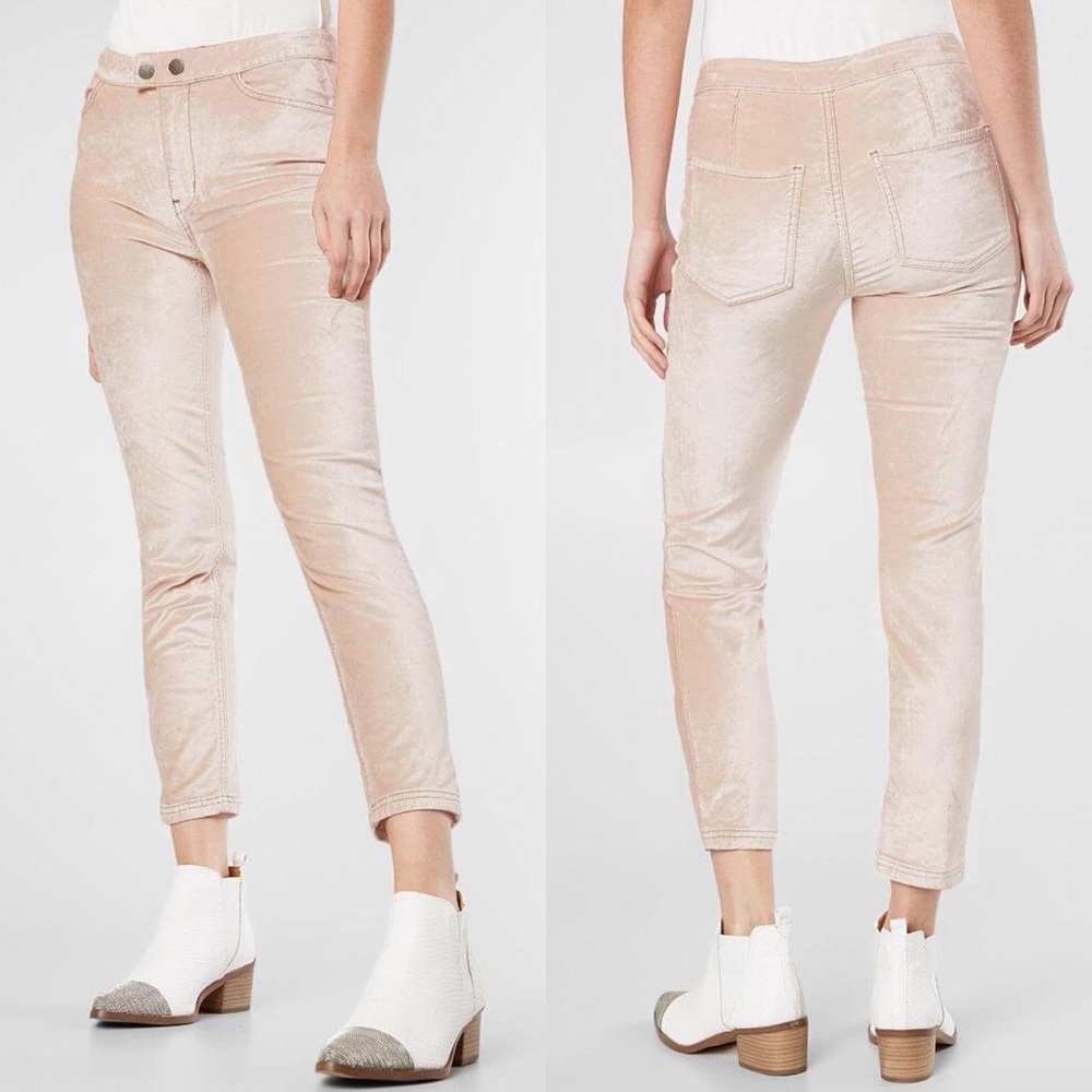 We The Free Size 30 Pink Champagne Velvet Pants